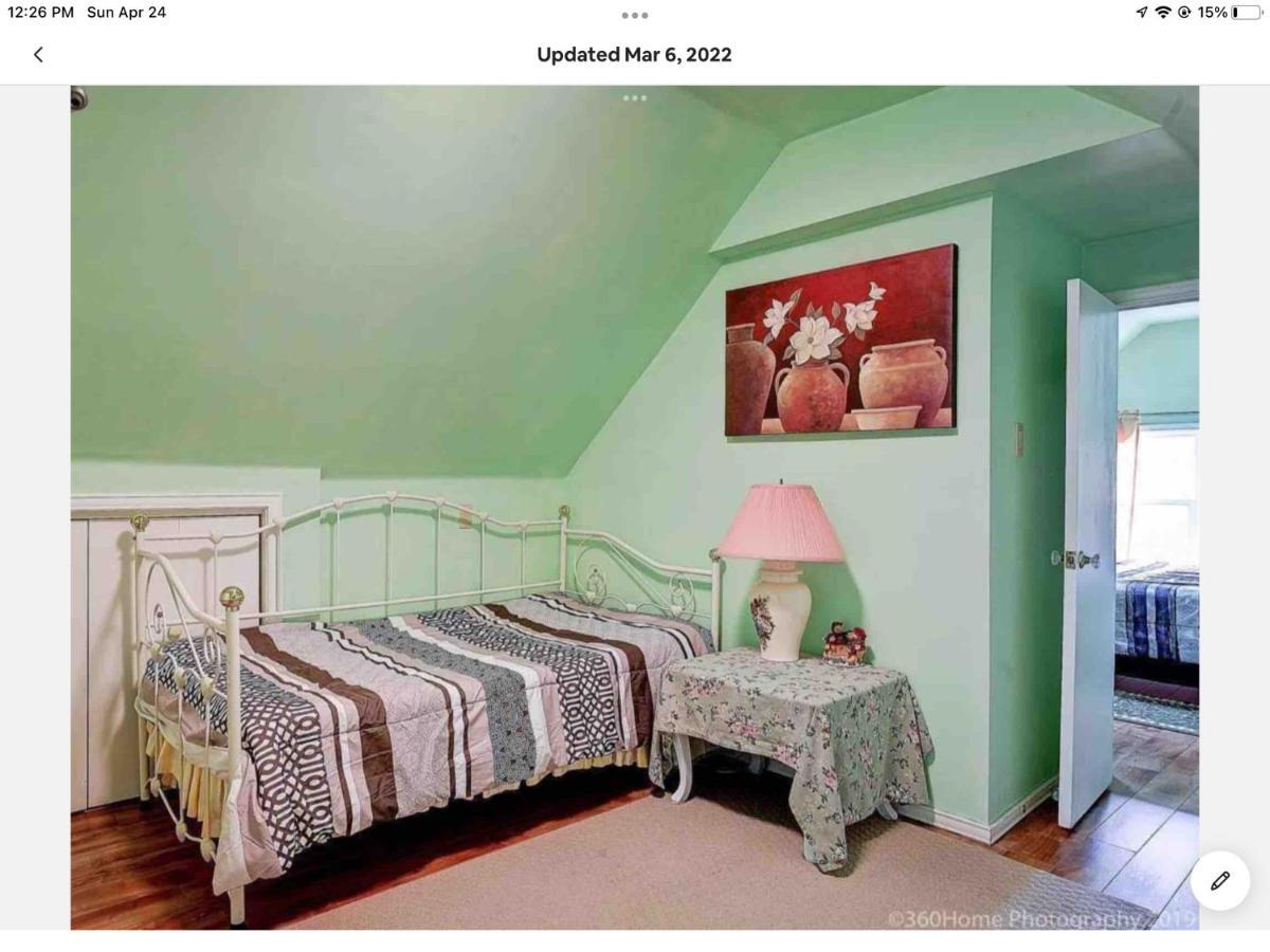 Cozy 1-Bedroom Loft With Falls View 4Mins To Falls Niagara Falls Exterior photo