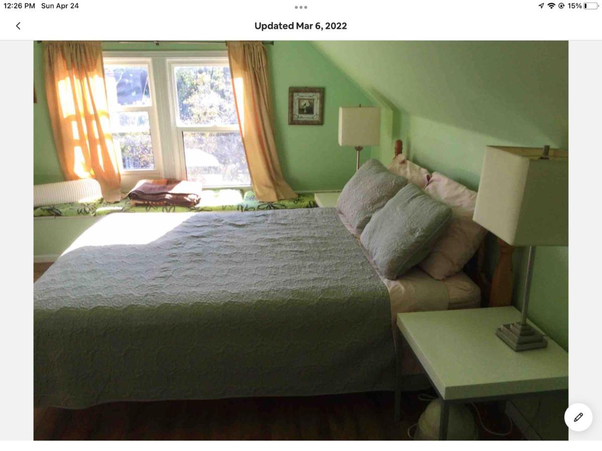 Cozy 1-Bedroom Loft With Falls View 4Mins To Falls Niagara Falls Exterior photo
